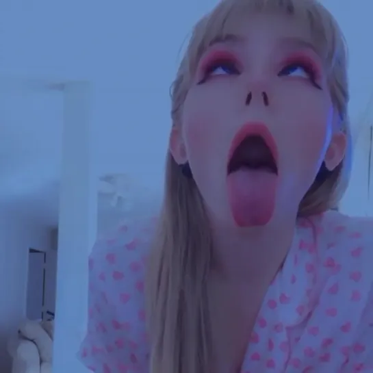 XXX(ahegao)