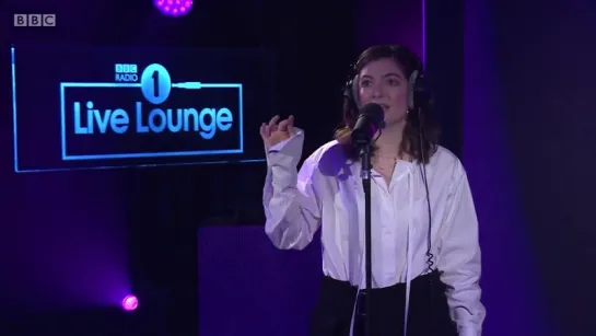 Lorde - BBC Radio 1's Live Lounge Month 2017 - Full Show HD