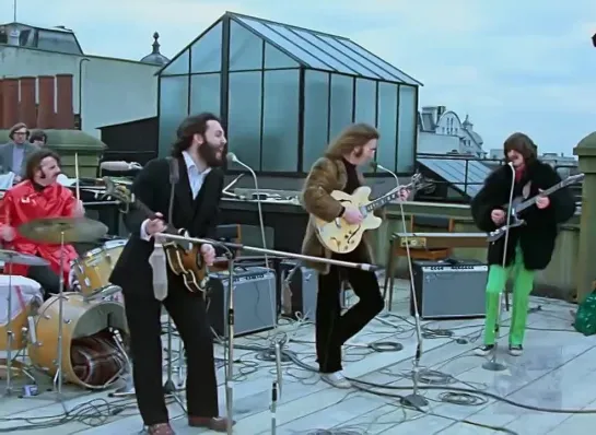 Full Rooftop Concert