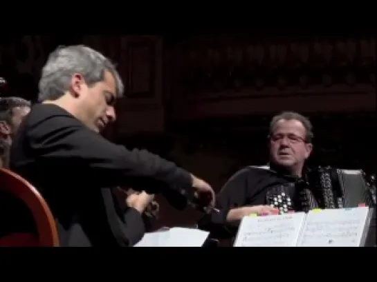 Escualo - (Astor Piazzolla) Richard Galliano and Sebastien Surel LIVE