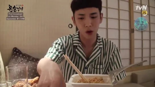 160823 KEY - Solo drinking mission part 2 Dorm