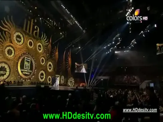 Showing Hrithik Roshan in ceremony iifa 2015