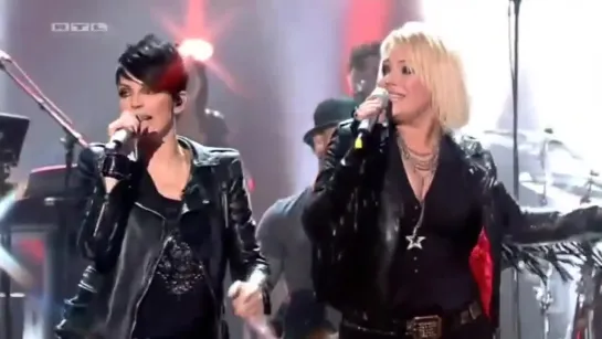 Nena & Kim Wilde - Anyplace, Anywhere, Anytime (Live 2010 HD)