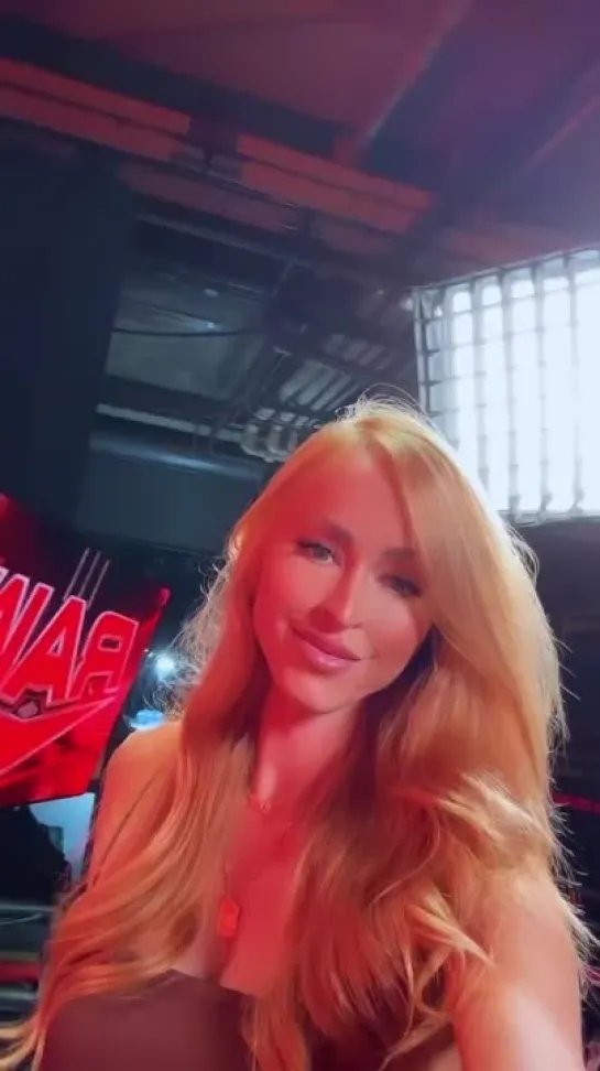 summer rae in raw