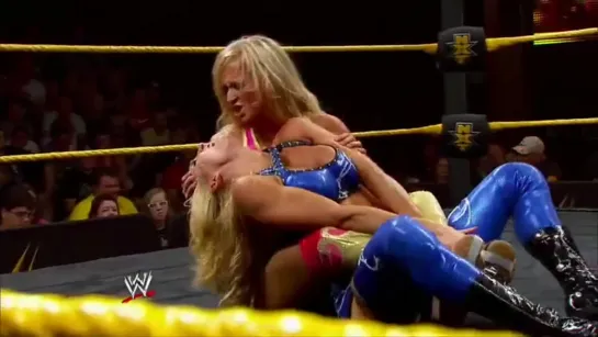 Charlotte vs summer Rae (NXT Women's title)