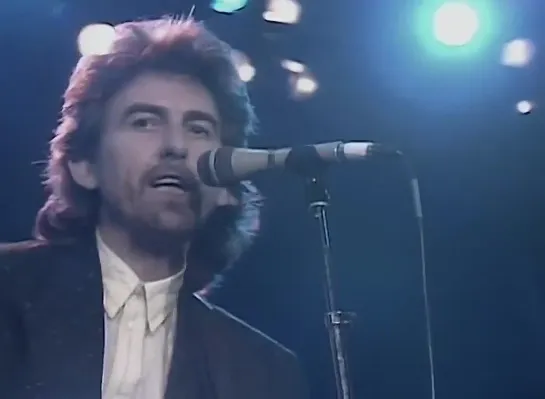 George Harrison  Ringo Starr - While My Guitar Gently Weeps (The Princes Trust Rock Gala 1987)