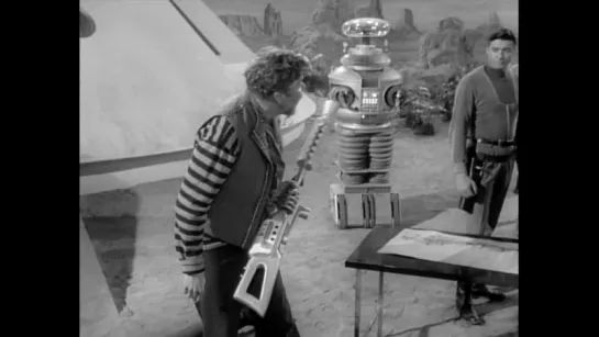 Lost in Space s01e18 / The sky Pirate 1966 ENG+(rus sub)