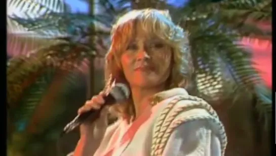 Agnetha Faltskog - The Heat Is On (1983 HD)