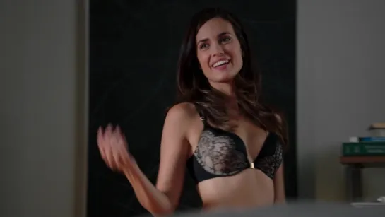 Torrey DeVitto Sexy - Chicago Med (2016) s02e02 (1080p)