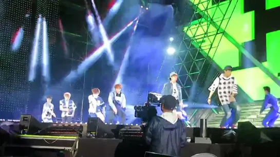 140607 VIXX vs BTOB dance battle @ 2014 Dream Concert