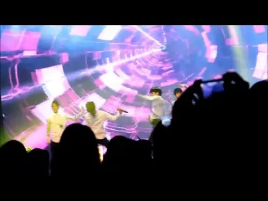 Rock Ur Body - VIXX First Global Showcase 2013 -The Milky Way- Live In Kuala Lumpur Malaysia