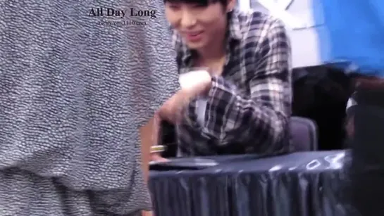 [Fancam] 130814  Leo @ Ilsan fansign