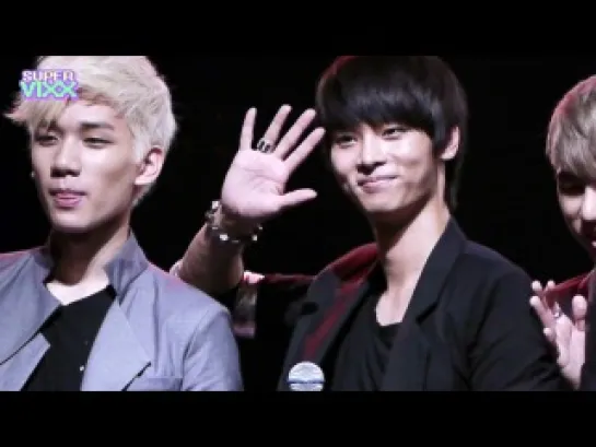 120814 VIXX Showcase Photo Time