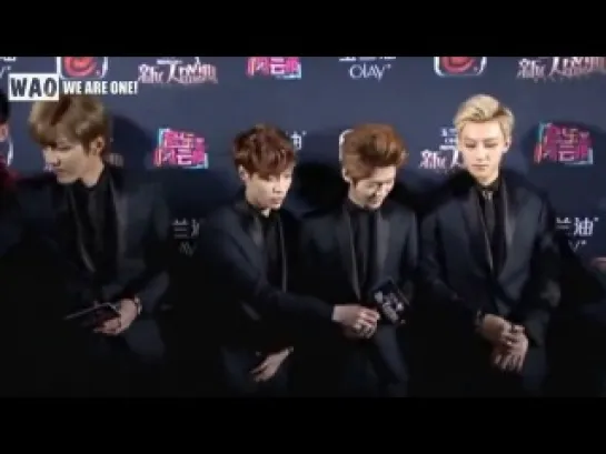 [РУСС.САБ] 131206 Top Chinese Music Billboard Awards Red Carpet - EXO M