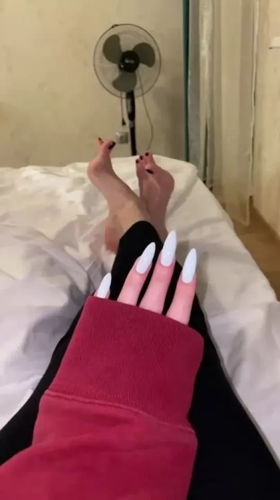 Onlyfans foot fetish babes PlayWithAnny(фут фетиш секс хозяйка женская доминация гопсожа аня грязные носки пятки  рабыни)