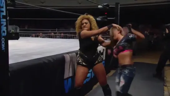 Lei'D Tapa vs Velvet Sky