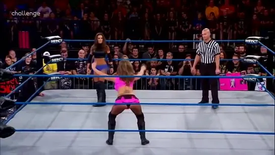 Velvet Sky vs Brooke Tessmacher