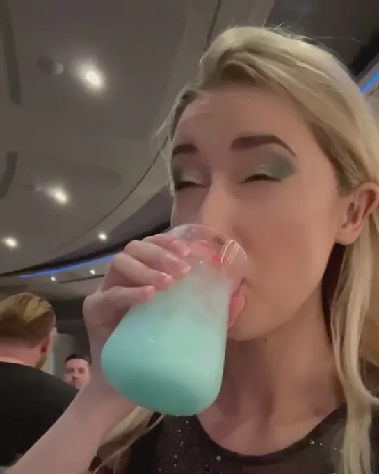 noellefoley_283679981_154369143748943_7503512319107887636_n