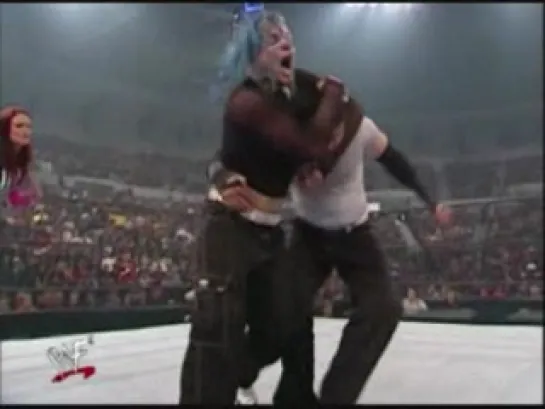 Jeff Hardy vs Matt Hardy--Lita-special guest referee(WWF Vengeance 2001)