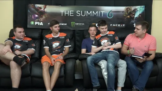 The Summit 6. На диване: Virtus.pro G2A