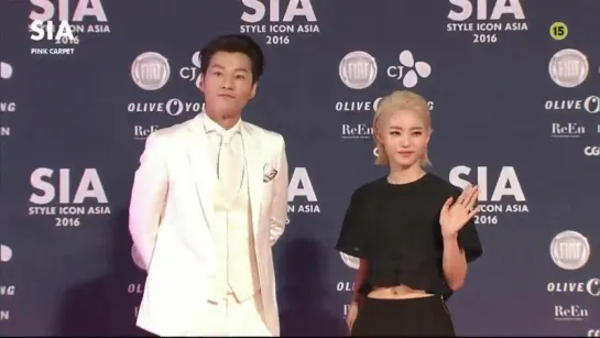 Style Icon Asia (SIA) 2016 Pink Carpet 160315