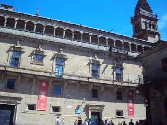 La Plaza del Obradoiro es el corazón de Santiago de Compostela