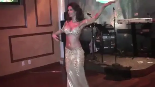 Leila Sas Bellydancer Egyptian Style.flv