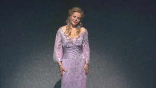 Renée Fleming sings Mariettas Lied