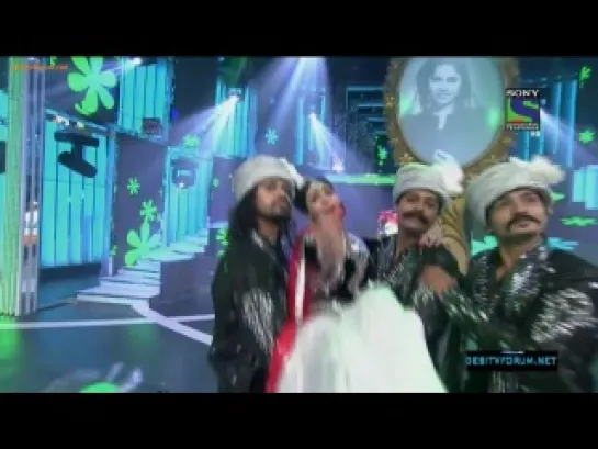 58th Idea Filmfare Awards 2013 - Anushka Sharma Performance