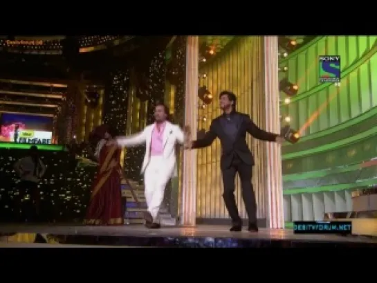 58th Idea Filmfare Awards 2013 - Саиф и Шахрукх