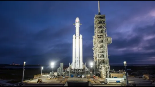 LIVE: Первый запуск ракеты Falcon Heavy