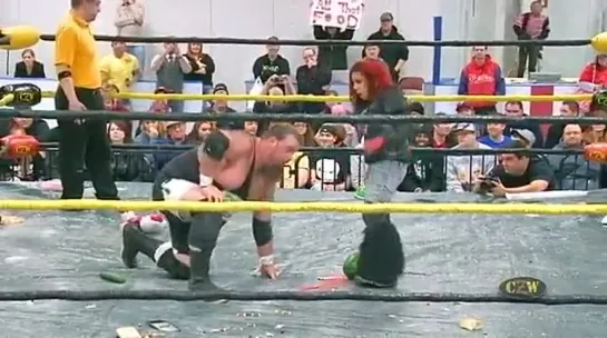 [My1Wrestling.ru] CZW 14th Anniversary Show 2013 - Chrissy Rivera vs. Greg Excellent (Ultraviolent Food Fight Match)