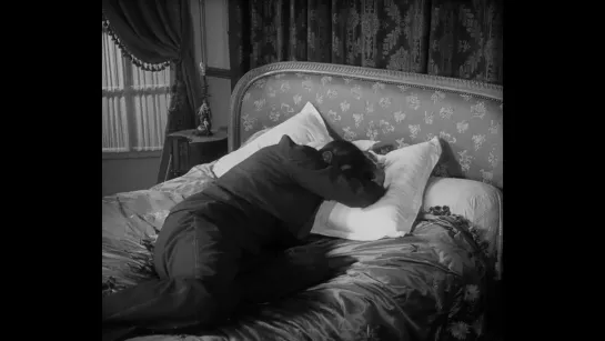 L'Age d'Or (1930),  Luis Buñuel.