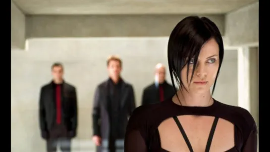 Эон Флакс / Aeon Flux (2005) BDRip 720p [vk.com/Feokino]