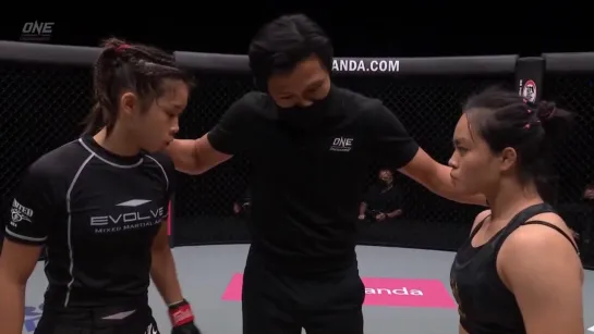 ONE Championship: Victoria Lee vs. Sunisa Srisen