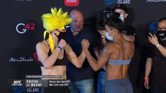 Roxanne Modafferi vs. Viviane Araújo - Weigh-in Face-Off