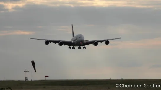 Paris CDG rush hour landings with B777, A380, A330, B757