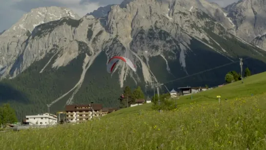 Поход - Трекинг - Туризм - The Challenges of Hiking And Flying Across the Alps - Red Bull X-Alps 2019 Highlights