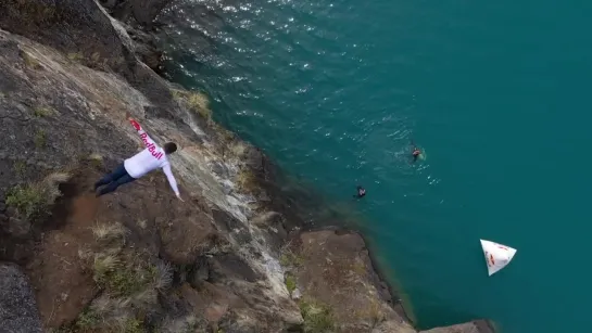 Прыжки в открытую воду - Cliff Diving Champions Explore Patagonia