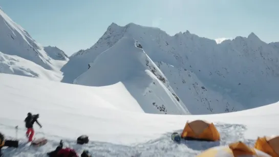 Camping On Snow Never Felt More Comfortable - Shred Hacks. Xavier de le Rue. Кемпинг.