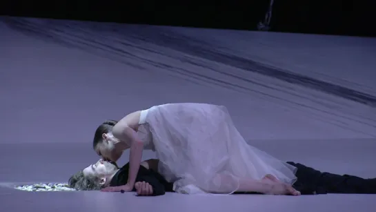 Berlioz - Romeo et Juliette - Part 3 (Aurelie Dupont, Herve Moreau, Sasha Waltz)