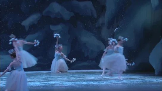 New York City Ballet׃ Waltz of the Snowflakes