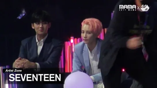 [VK][29.11.2017] Seventeen reaction to MONSTA X ' s Performance @ 2017 MAMA in Japan