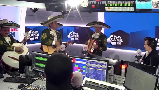 Harry Styles Old Tweets Sung By A Mariachi Band  [RUS SUB]