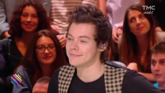 Harry Styles Reacting to Old 1D Footage [RUS SUB]