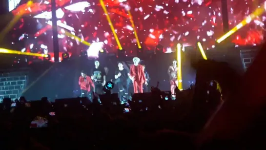 [Fancam][13.08.2017] The 1st World Tour: Beautiful in Moscow