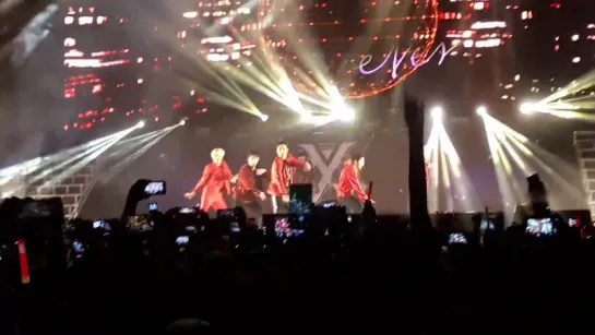 [Fancam][13.08.2017] The 1st World Tour: Beautiful in Moscow