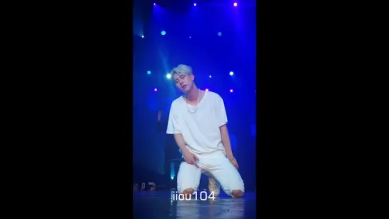 [Fancam][30.07.2017] The 1st World Tour: Beautiful in Bangkok "Mirror"