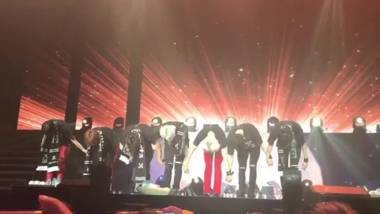 [Fancam][30.07.2017] The 1st World Tour: Beautiful in Bangkok (ending "5_14")