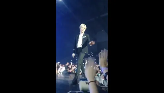 [Fancam][30.07.2017] The 1st World Tour: Beautiful in Bangkok  (Minhyuk)